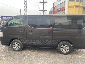 Nissan Caravan (Urvan) 2012 Black