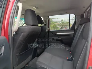 Toyota Hilux 2019 Red
