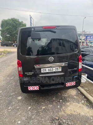 Nissan Caravan (Urvan) 2012 Black