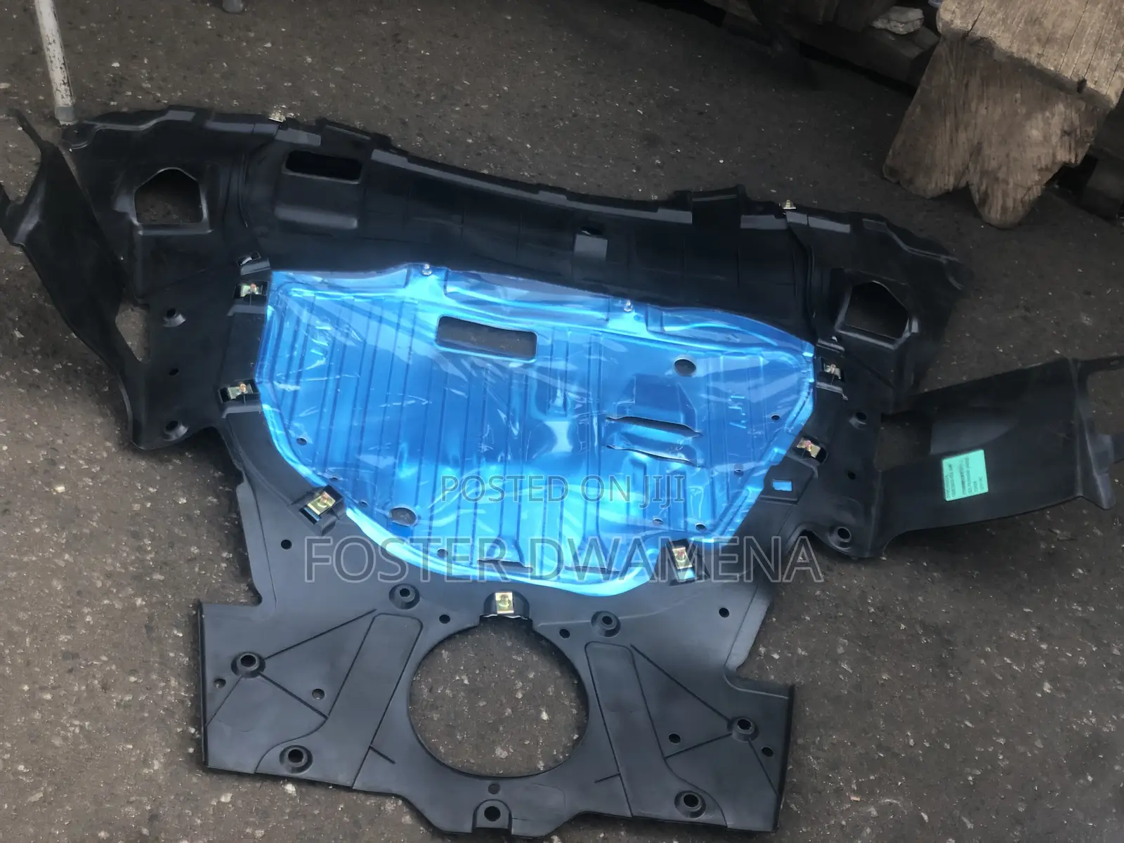 Mercedes Benz Fender and Engine Liners