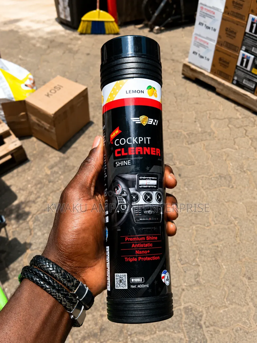2 in 1 Car Cockpit Dashboard Cleaner and Freshener – 400ml