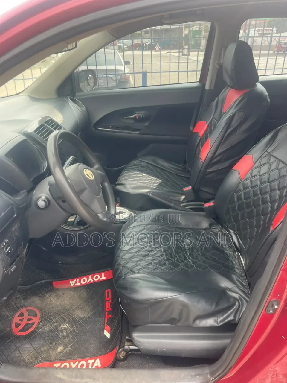 Car 2014 Red