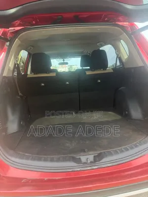 Toyota RAV4 XLE AWD (2.5L 4cyl 6A) 2016 Red