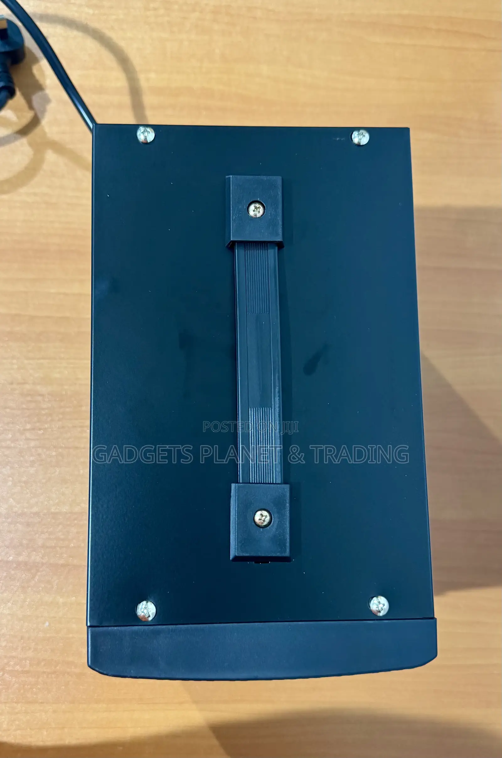 NCTS QSTROM Pro 2000VA Stabilizer / AVR With 110V and 220V Output