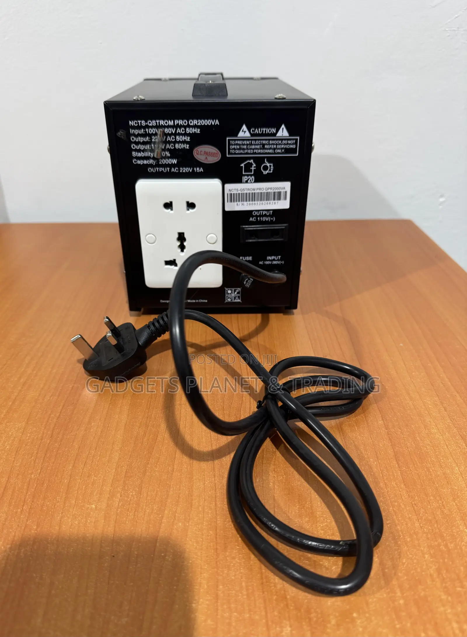 NCTS QSTROM Pro 2000VA Stabilizer / AVR With 110V and 220V Output