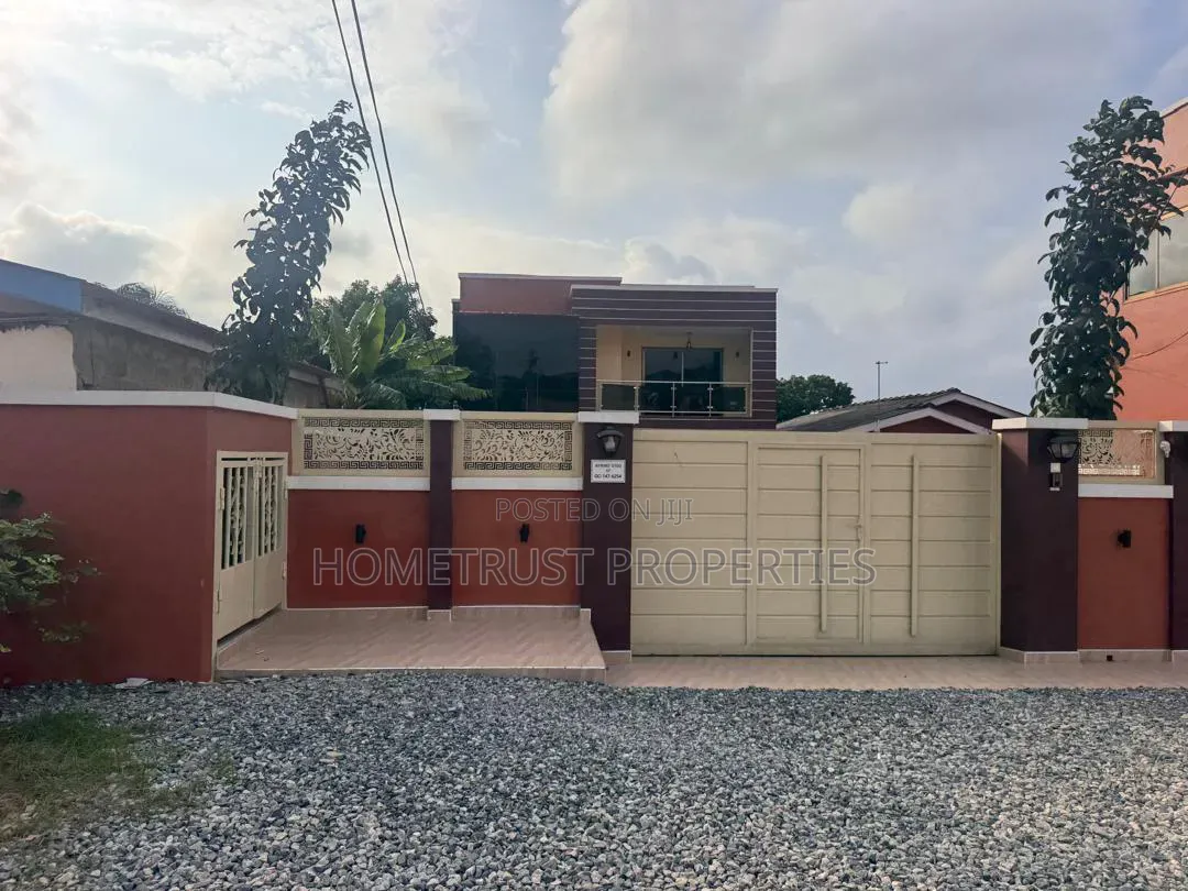 4bdrm Duplex in Ablekuma Agape for rent