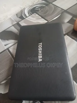 Laptop Toshiba Satellite C70D 4GB AMD HDD 500GB