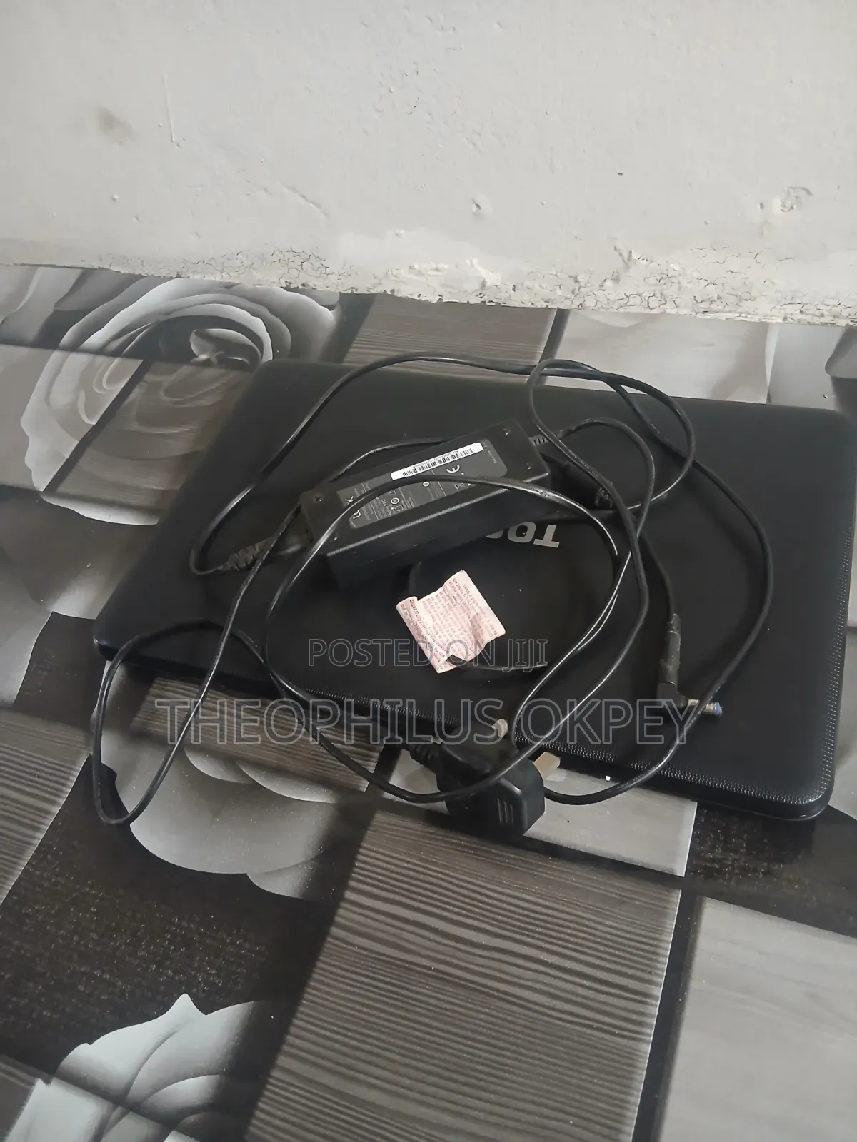 Laptop Toshiba Satellite C70D 4GB AMD HDD 500GB