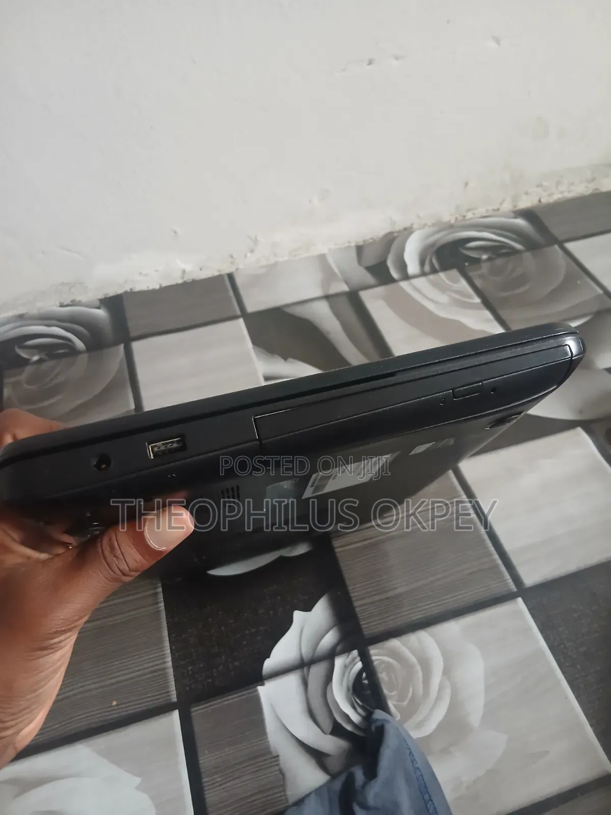 Laptop Toshiba Satellite C70D 4GB AMD HDD 500GB