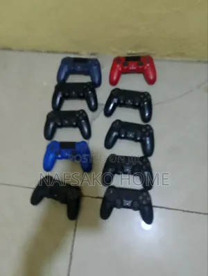 Ps4 Home Used Controllers