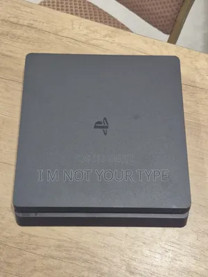 PlayStation 4 Slim