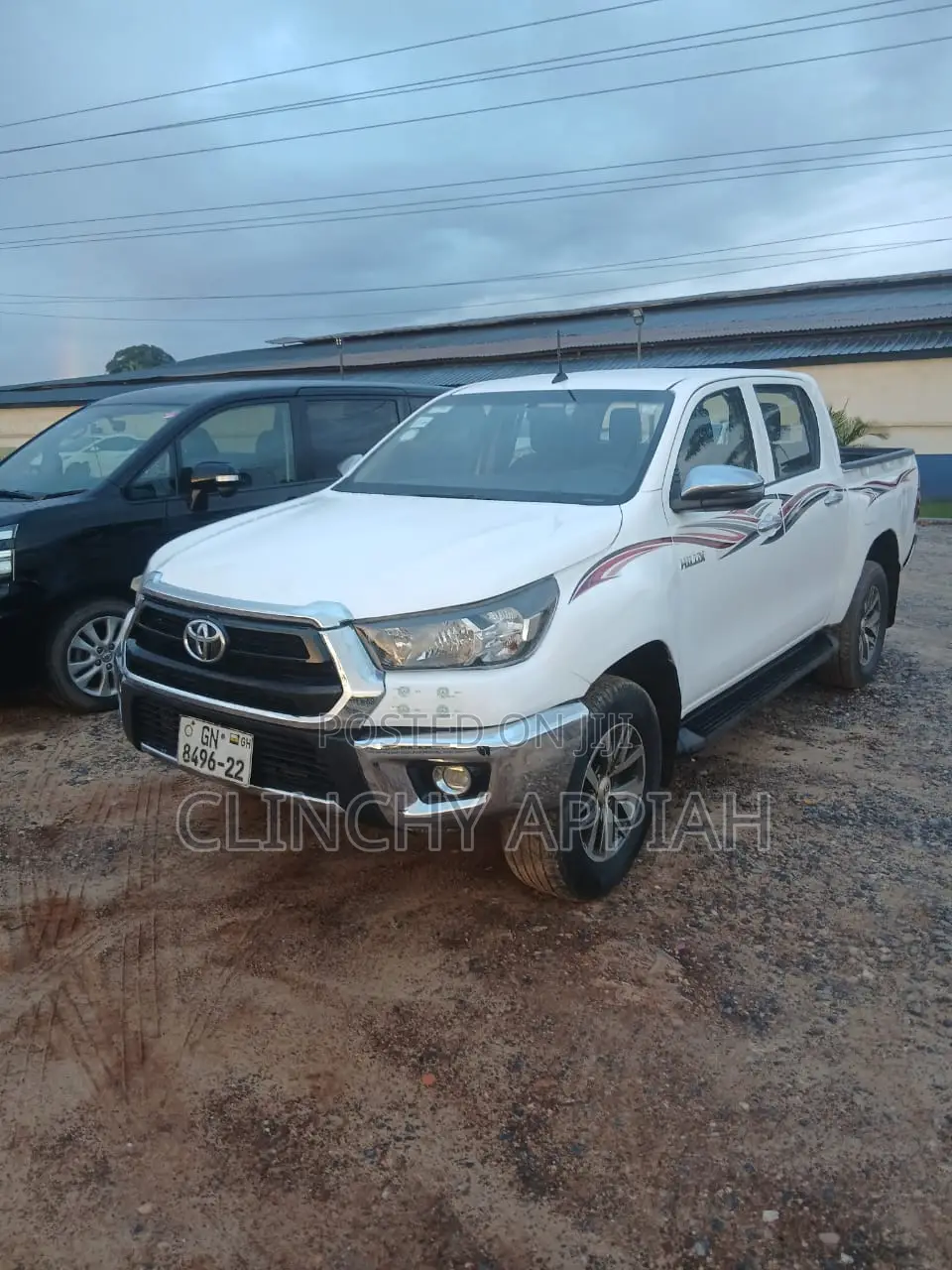 Toyota Hilux 2022 White