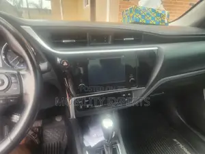 Toyota Corolla SE (1.8L 4cyl 6M) 2019 Red