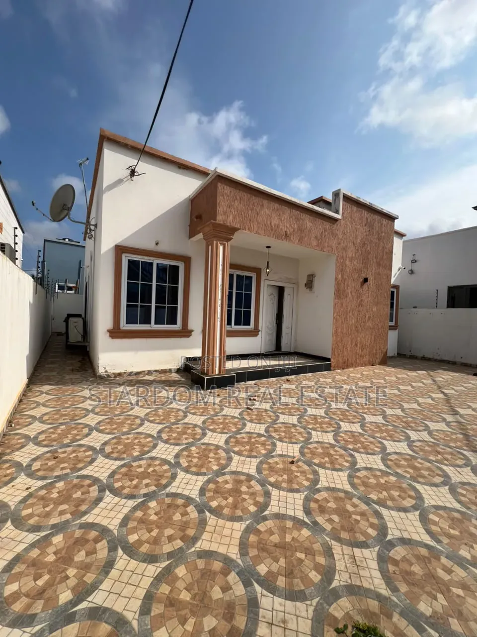 2bdrm Bungalow in Spintex Road Coastal, Coca Cola for rent