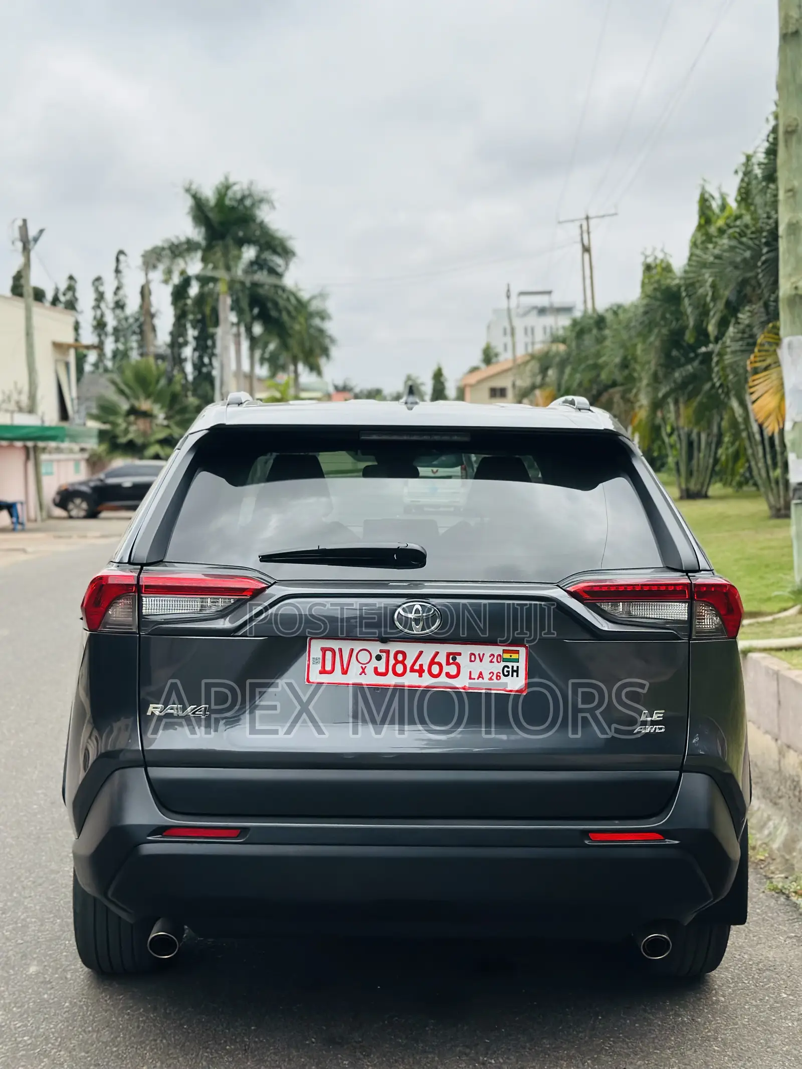 Toyota RAV4 LE 2021 Gray