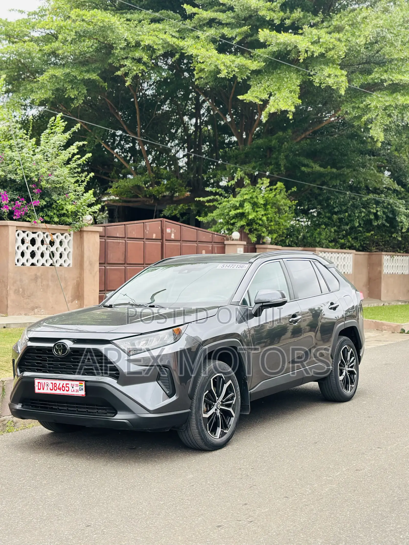 Toyota RAV4 LE 2021 Gray