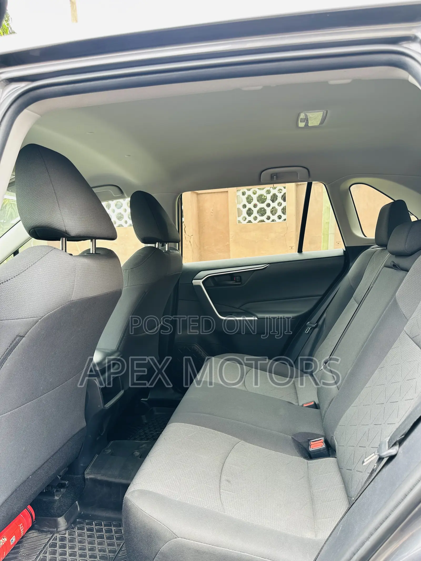 Toyota RAV4 LE 2021 Gray