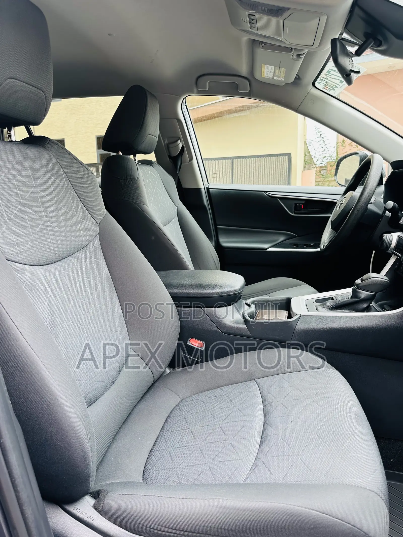 Toyota RAV4 LE 2021 Gray