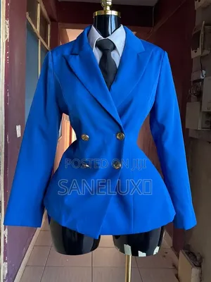Elegant Women’s Blazer | Classy Professional