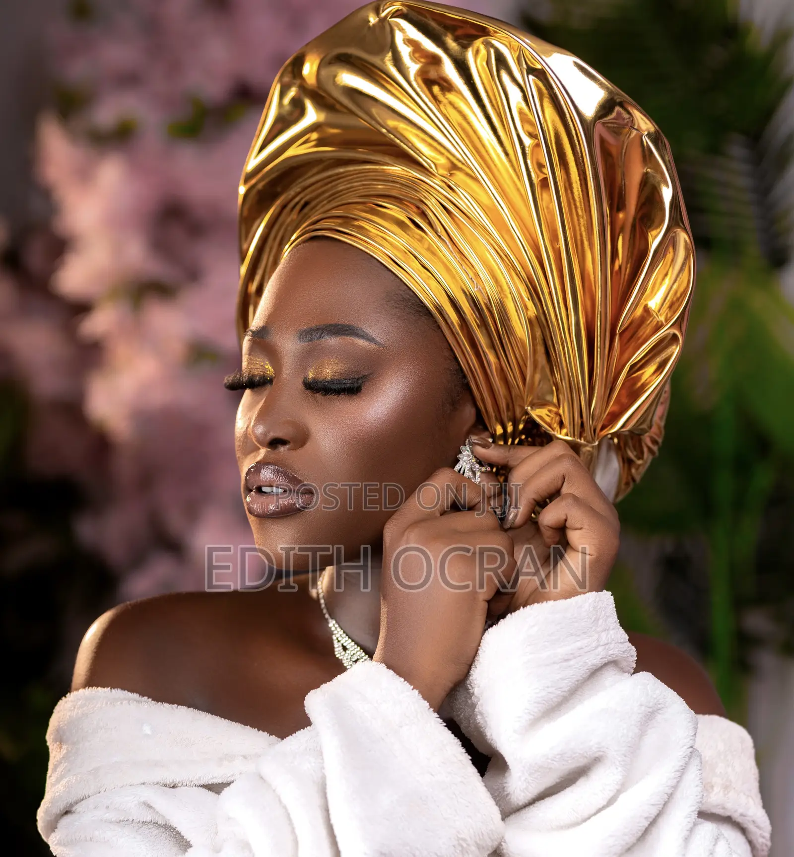 Makeup Artist Baker