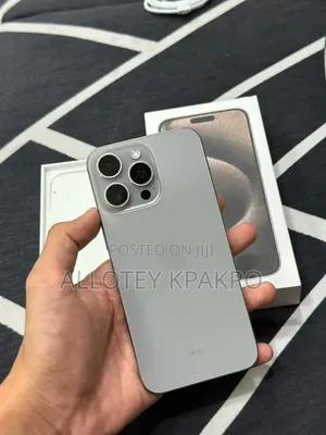 Apple iPhone 15 Pro Max 256 GB Silver