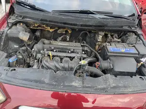 Hyundai Accent 2010 Red
