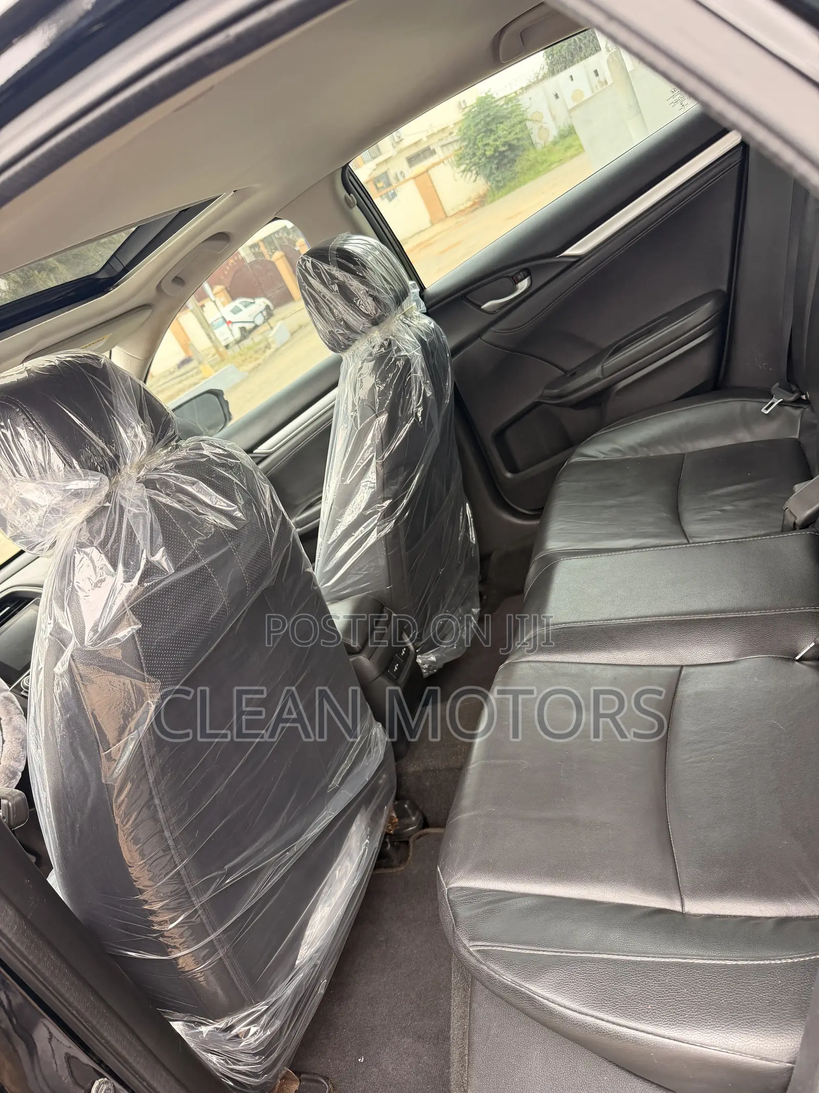 Honda Civic Touring 4dr Sedan (1.5L 4cyl) 2016 Black