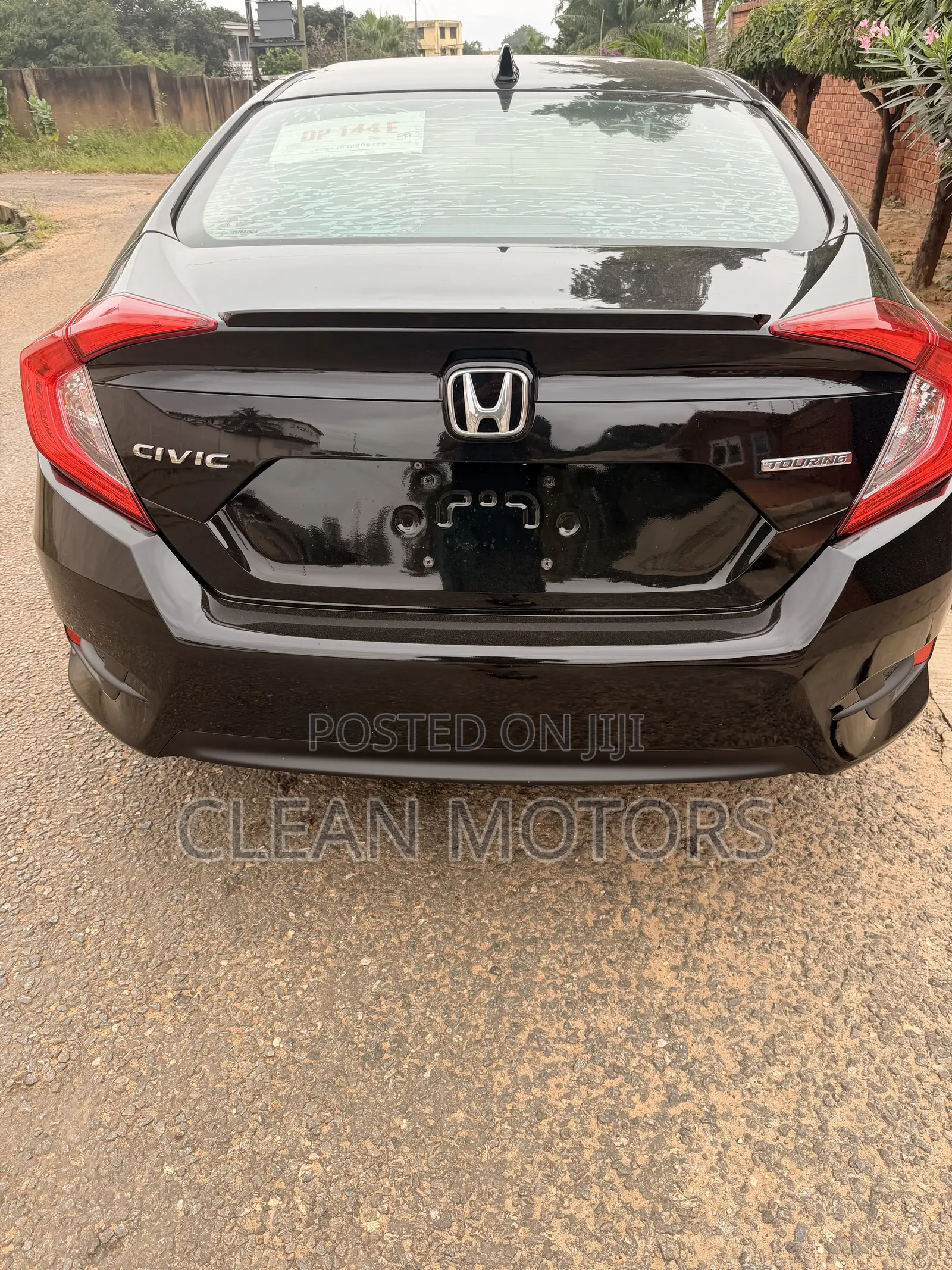 Honda Civic Touring 4dr Sedan (1.5L 4cyl) 2016 Black