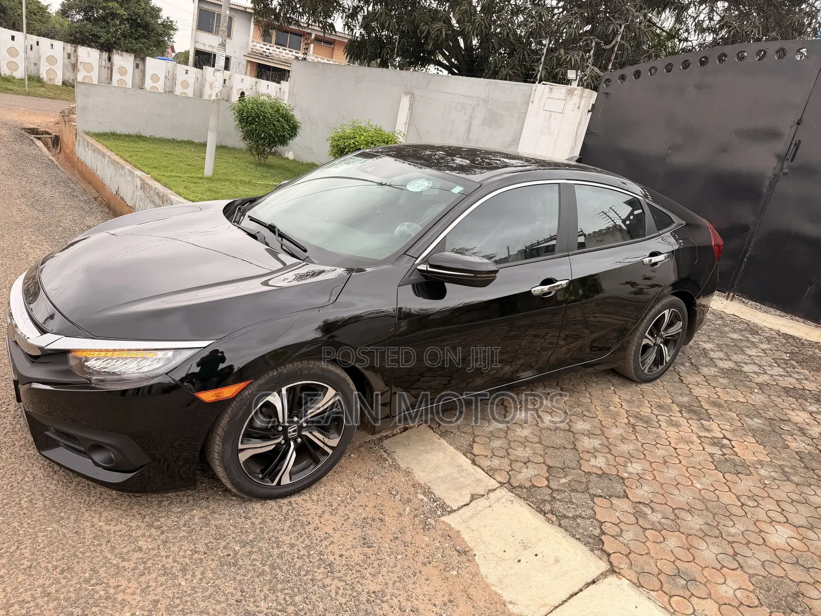 Honda Civic Touring 4dr Sedan (1.5L 4cyl) 2016 Black