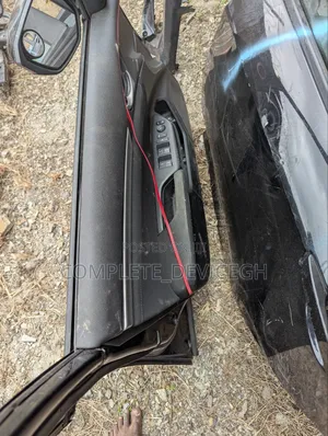 2016/2021 Honda Civic Driver Side Door