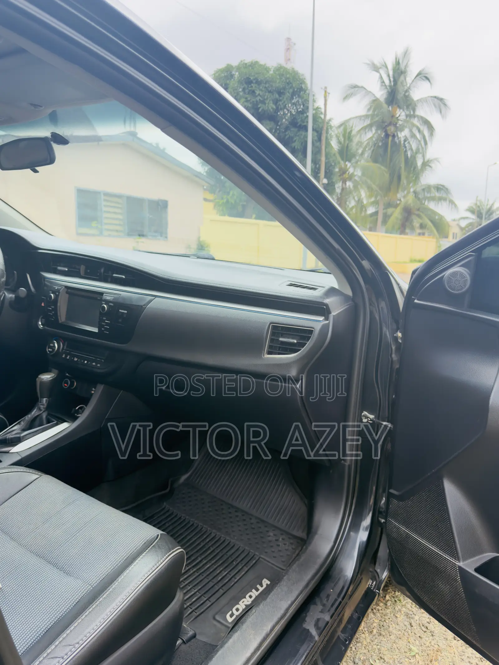 Toyota Corolla S Premium 4dr Sedan (1.8L 4cyl CVT) 2014 Black