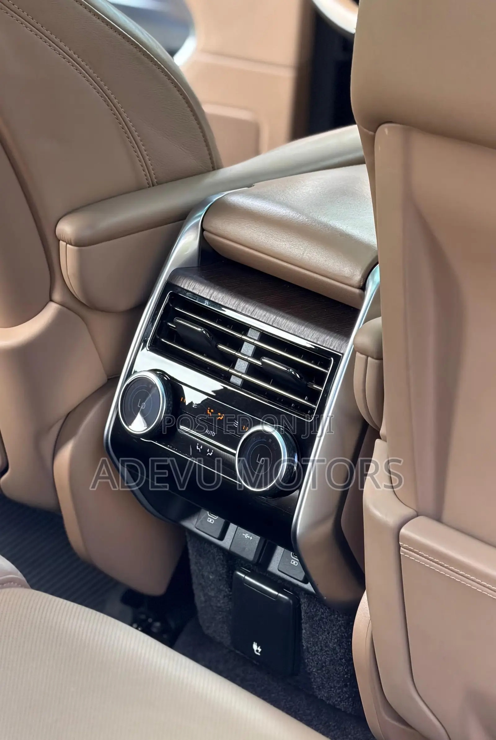 Land Rover Range Rover Evoque SE 2023 Blue
