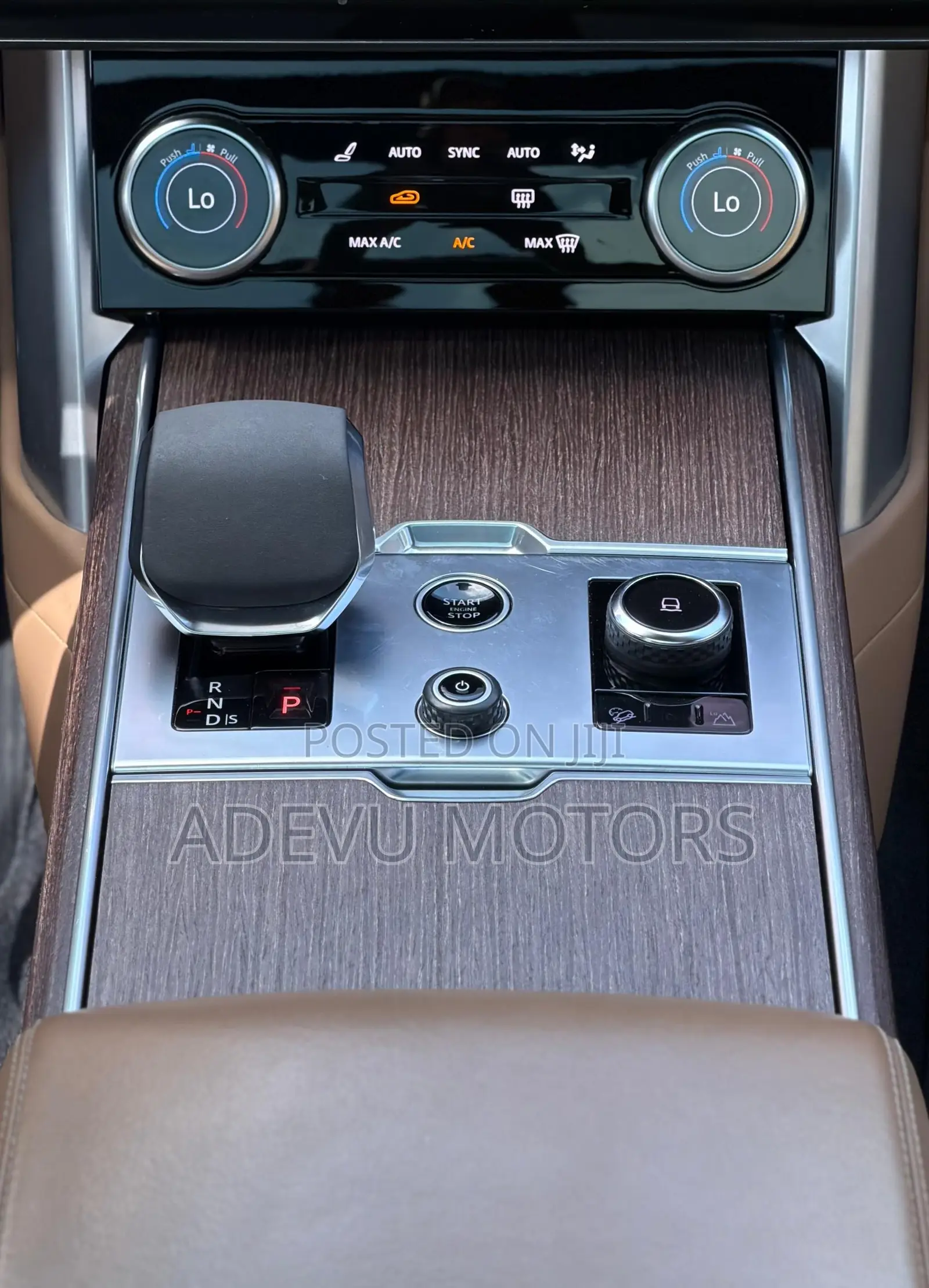 Land Rover Range Rover Evoque SE 2023 Blue