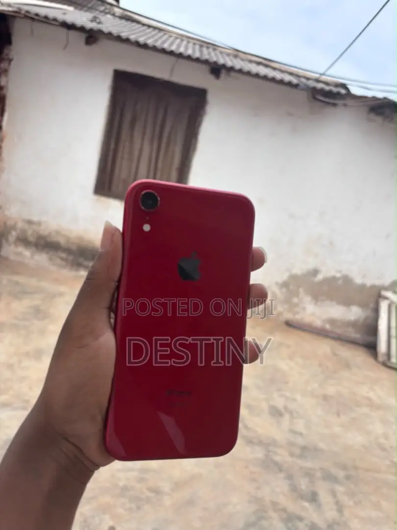 Apple iPhone XR 64 GB Red