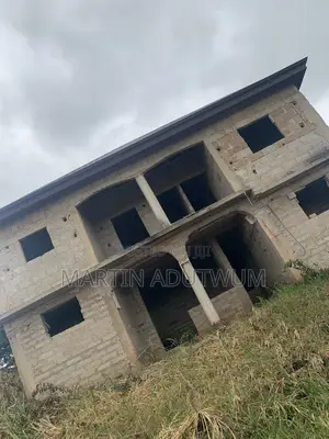5bdrm House in Ejisu-Juaben Municipal for sale