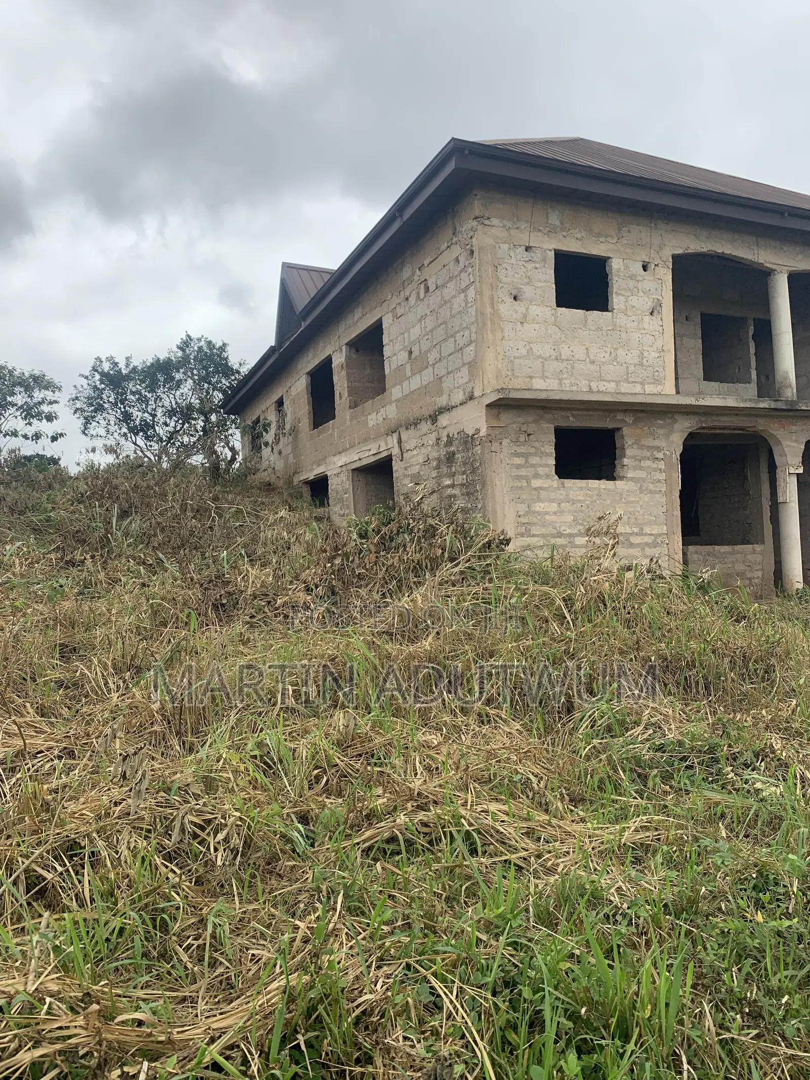 5bdrm House in Ejisu-Juaben Municipal for sale
