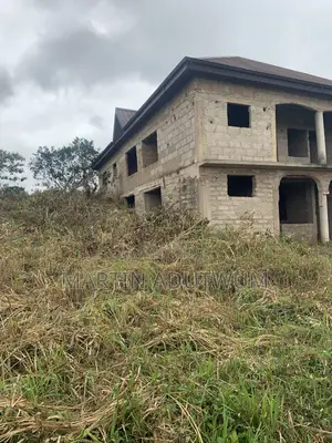 5bdrm House in Ejisu-Juaben Municipal for sale