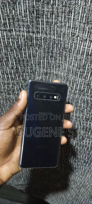 Samsung Galaxy S10 128 GB Black