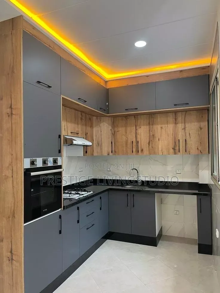 Custom Kitchen Cabinets – Made to Measure Installed