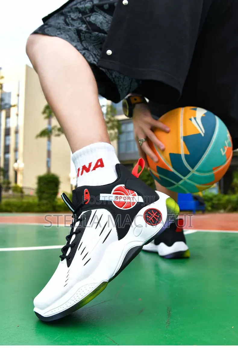 Beautiful Basketball Sneakers Sizes 40-43 Only