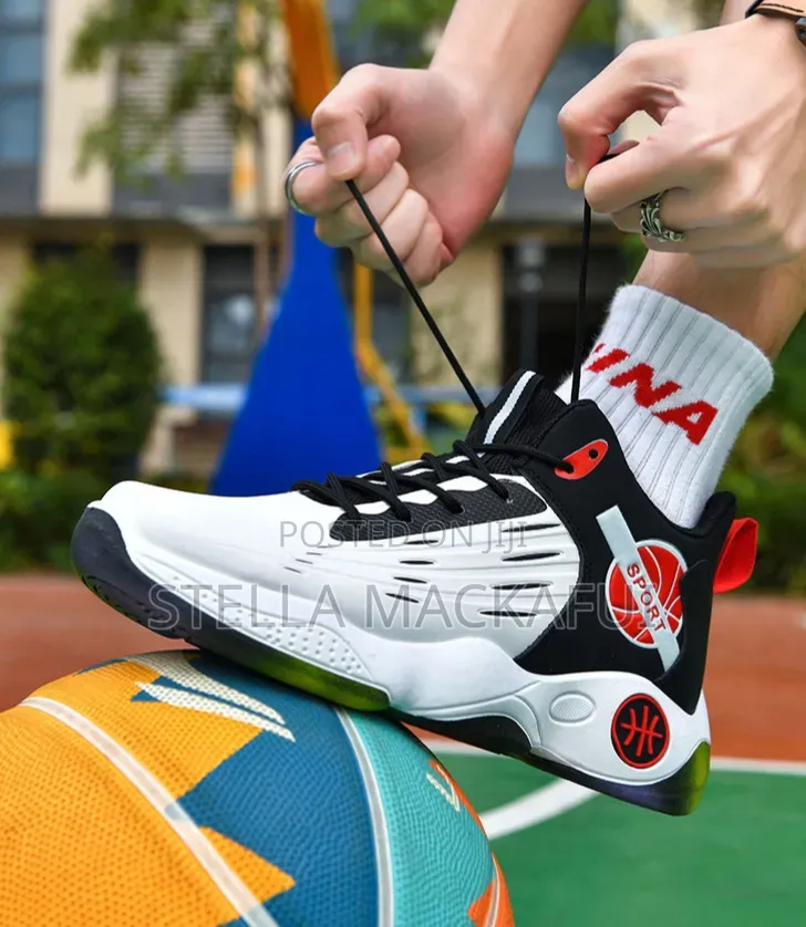 Beautiful Basketball Sneakers Sizes 40-43 Only