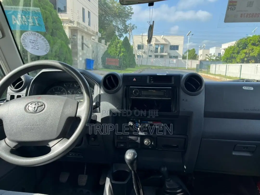 Toyota Land Cruiser 79 Series 2019 White