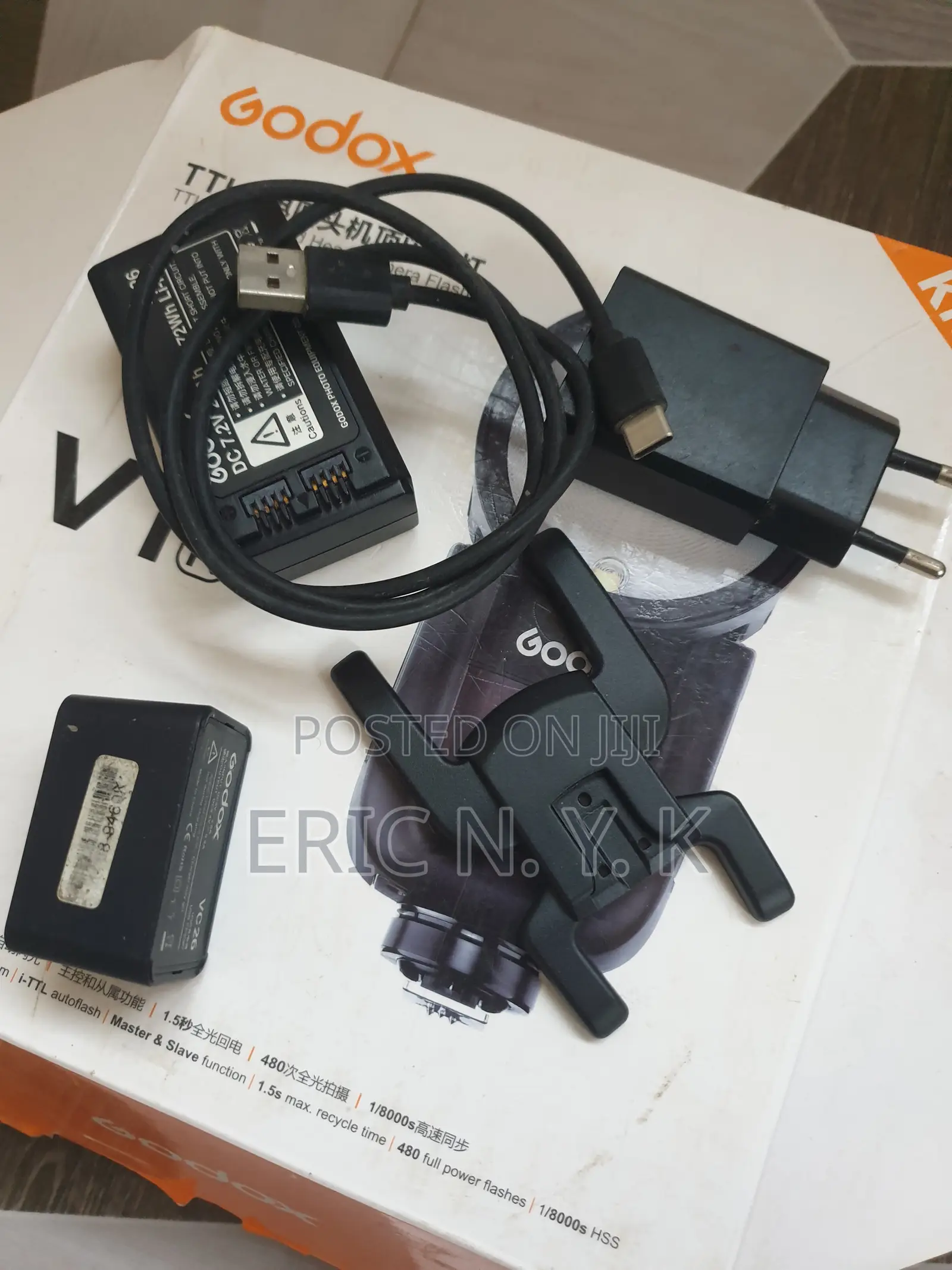 Godox V1 N