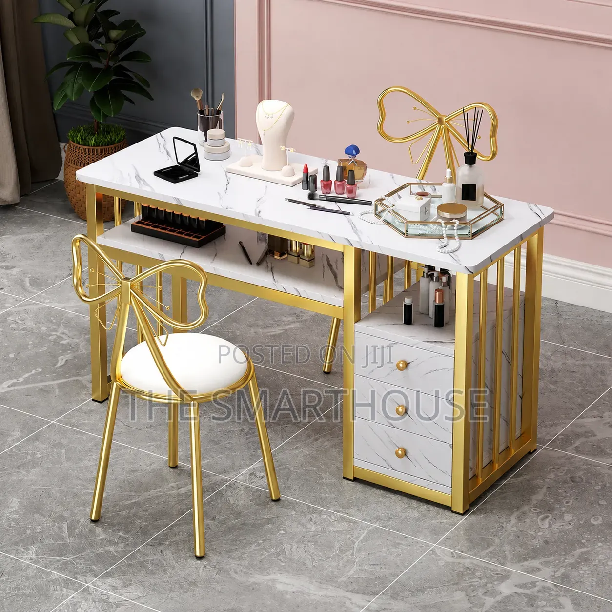 Luxury Salon Nails Workstation – Elegance Meets Functionality