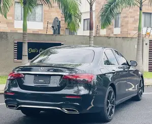 Mercedes-Benz E350 2021 Black