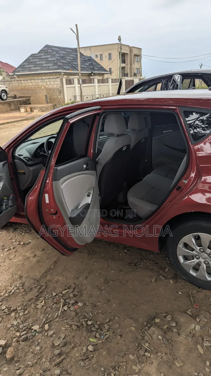 Hyundai Accent SE Hatchback 2017 Red