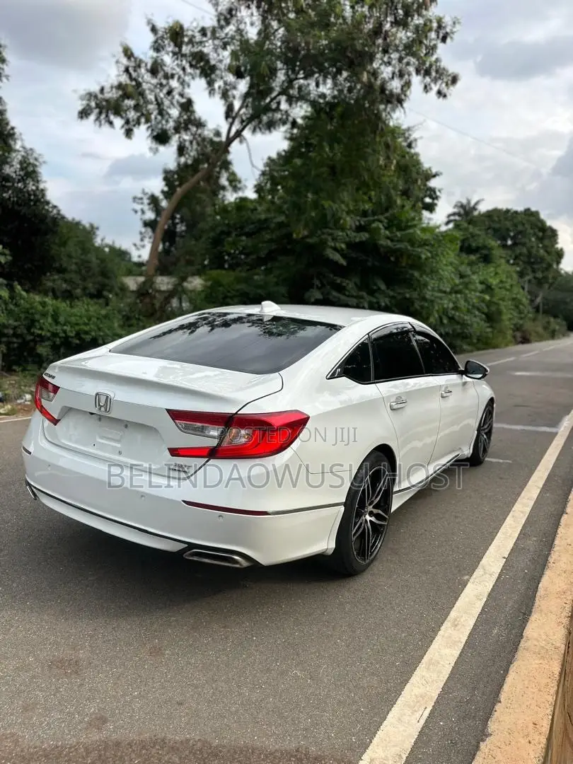Honda Accord Sport 2.0T 2021 White