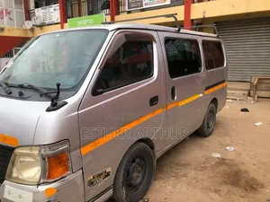 Nissan Caravan 2010 Silver