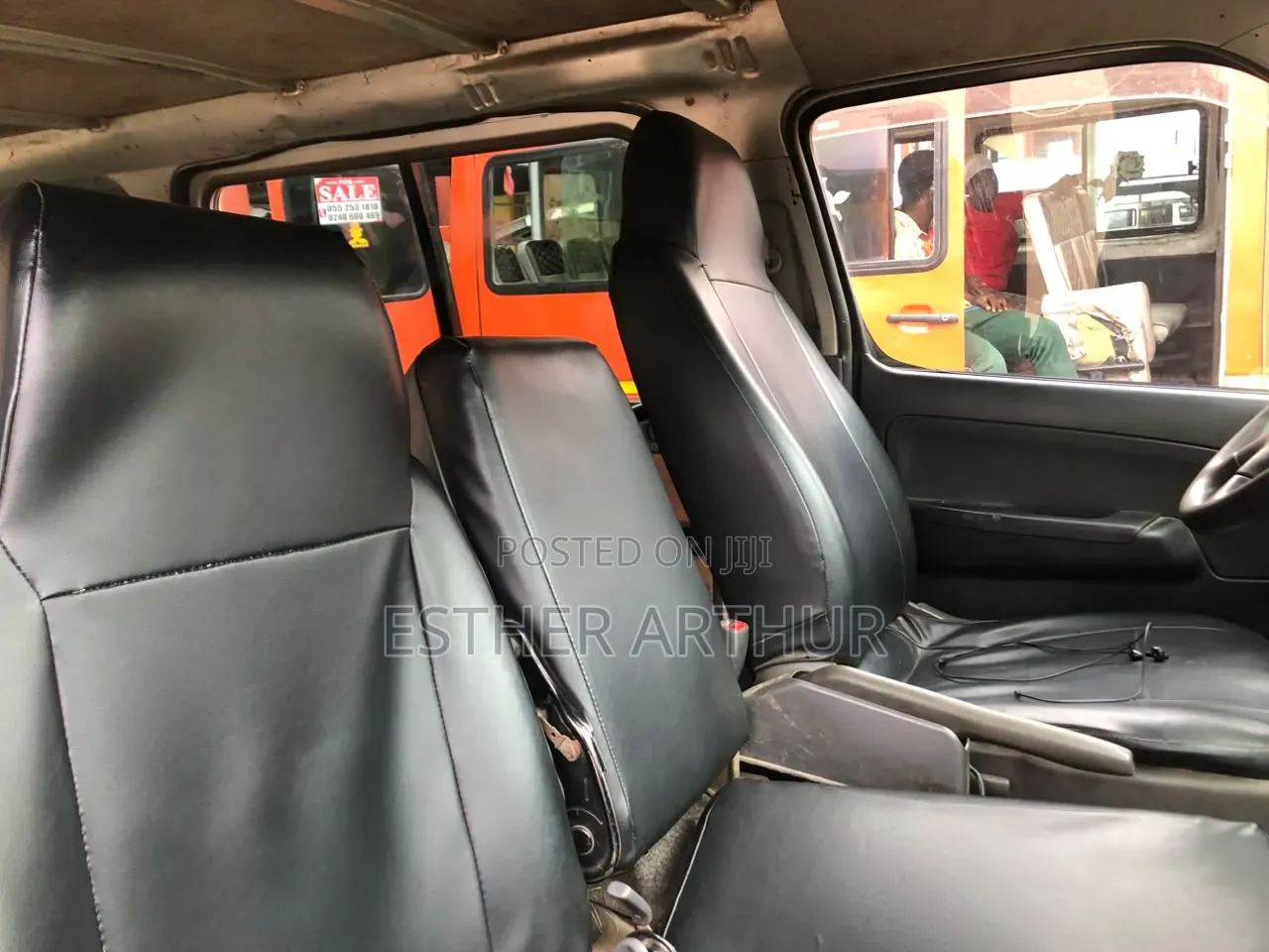 Nissan Caravan 2010 Silver