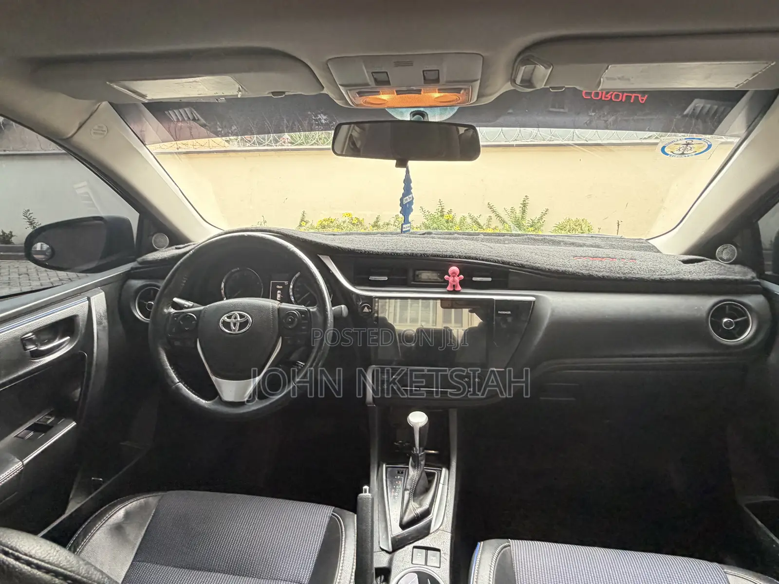 Toyota Corolla SE 4dr Sedan (1.8L 4cyl CVT) 2017 Blue